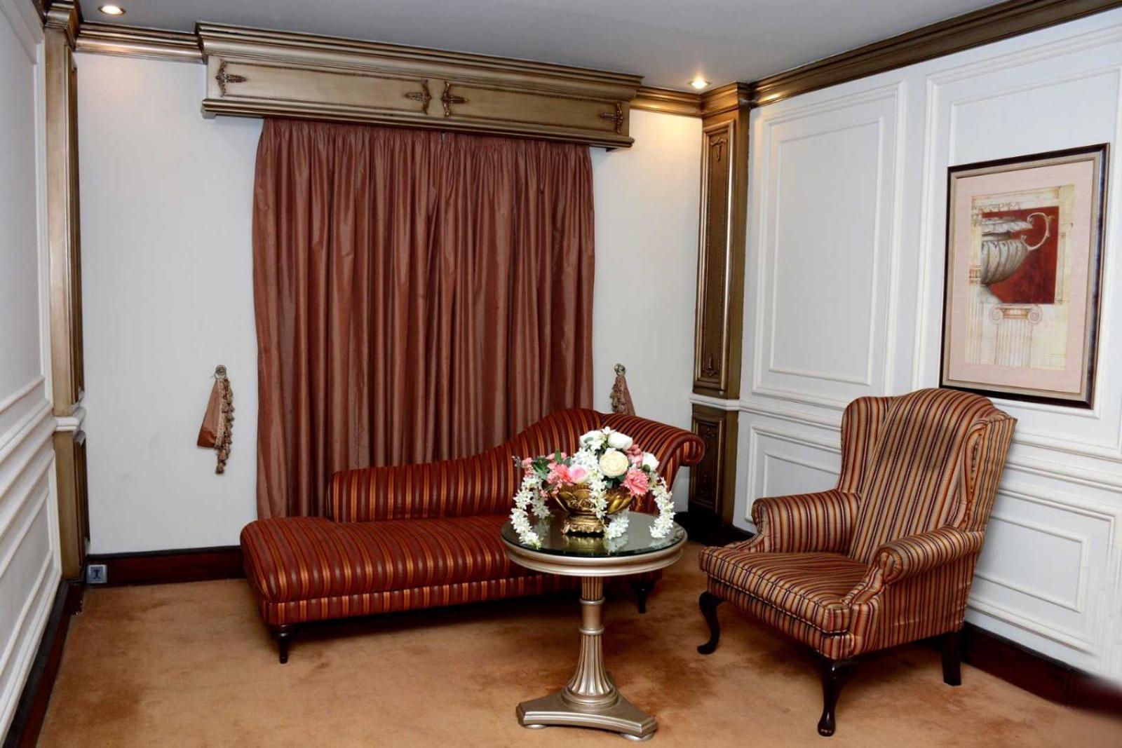 Regency Inn Hotel Lahore Eksteriør bilde